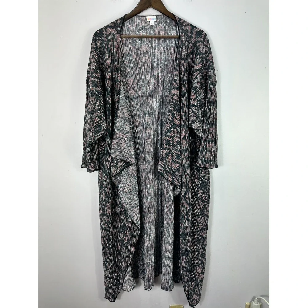 LuLaRoe Shirley Kimono L Pink Black Geometric‎ Boho Festival Duster Cardigan